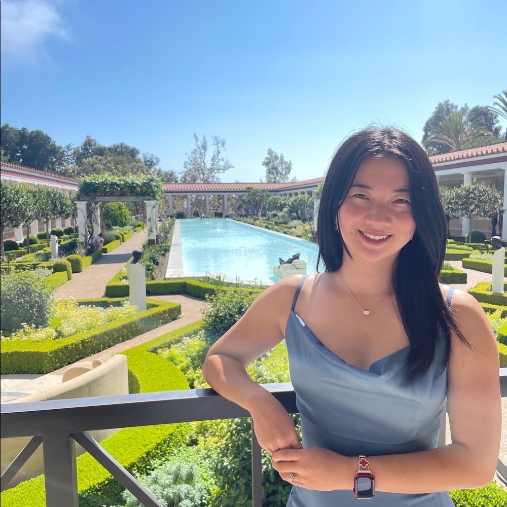 Meet your Posher, Alyssa